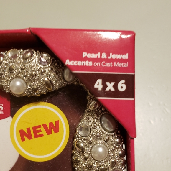 NWT Better Homes and Gardens Picture Frame - Picture 2 of 6